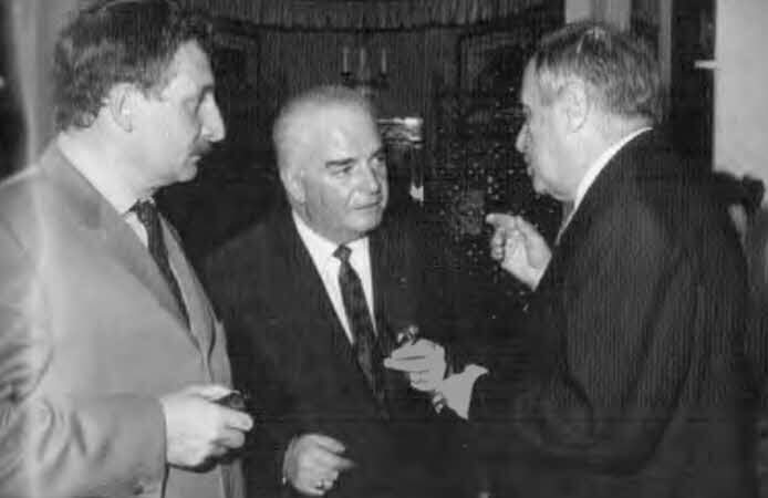 Валентин Катаев - i_041.jpg