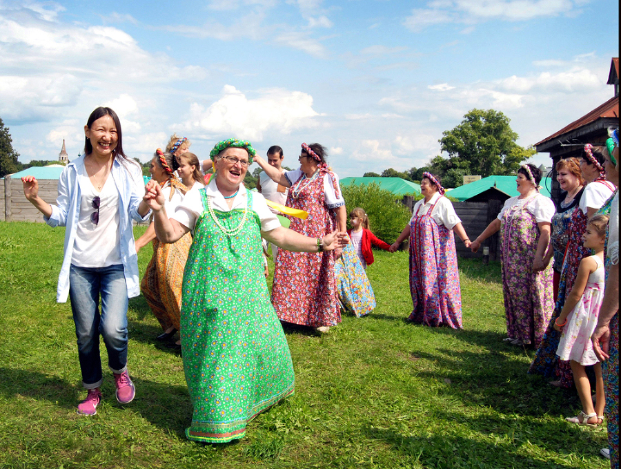 «Белый цвет». Из цикла «С фотоаппаратом – по некоторым регионам России» - img_0.jpeg