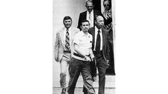 Американские трагедии. Хроники подлинных уголовных расследований XIX-XX столетий. Книга VII - i_034.jpg