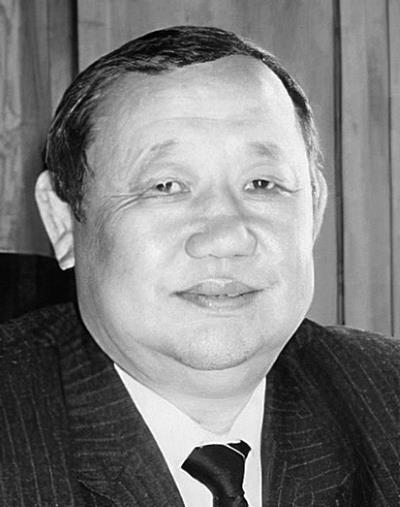 Политбюро. Лица и судьбы. Энциклопедия биографий - i_005.jpg