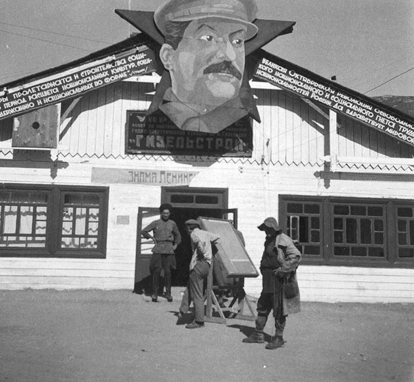 Смерть в Персии - i_010.jpg