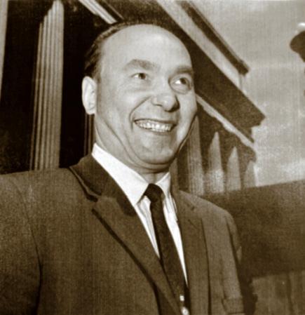 Александр Яковлев. Чужой среди своих. Партийная жизнь «архитектора перестройки» - i_027.jpg