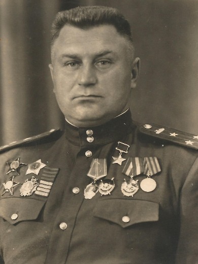 Командиры танковых полков РККА в годы Великой Отечественной войны. Военный биографический словарь. Книга вторая: Д- К - _20.jpg