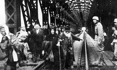Мост через реку Сан. Холокост: пропущенная страница - i_005.jpg