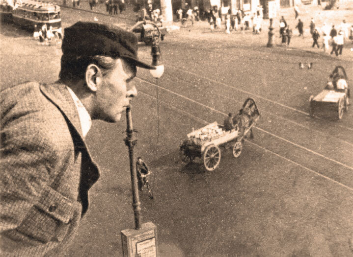 Из дома вышел человек… - i_065.jpg