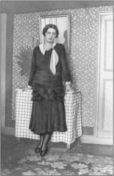 Темные аллеи. Окаянные дни - i_014.jpg