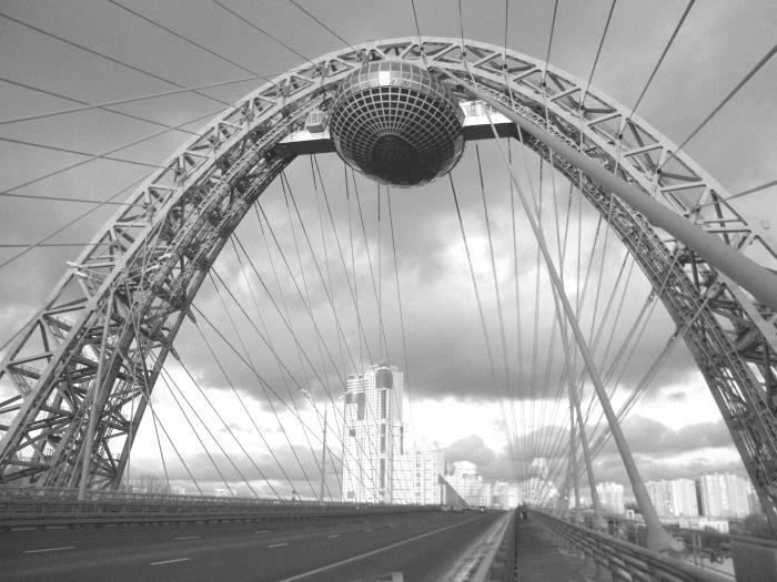 По Москве – рекой. Увлекательная прогулка по набережным: знаменитые и малоизвестные достопримечательности - i_017.jpg