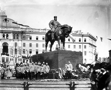 Гибель империи. Российский урок - i_002.jpg