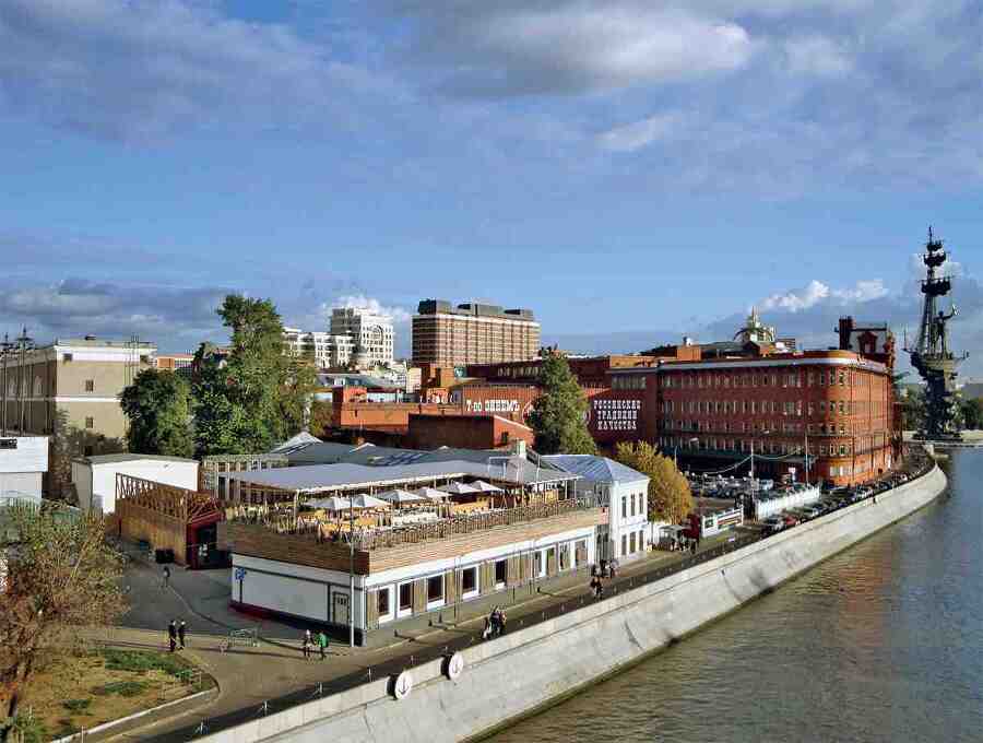Москва пешком. Самые интересные прогулки по столице - i_046.jpg