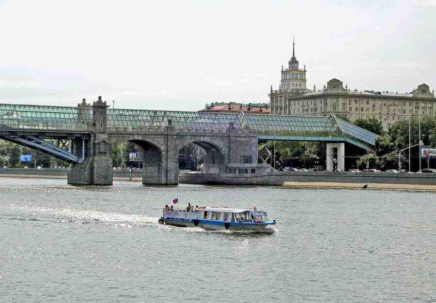 Москва пешком. Самые интересные прогулки по столице - i_067.jpg