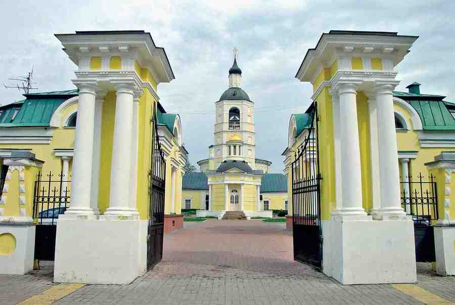 Москва пешком. Самые интересные прогулки по столице - i_104.jpg