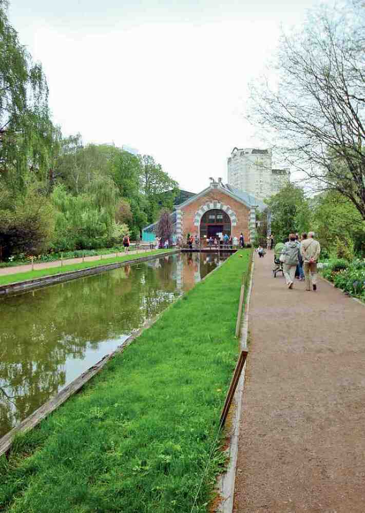 Москва пешком. Самые интересные прогулки по столице - i_105.jpg