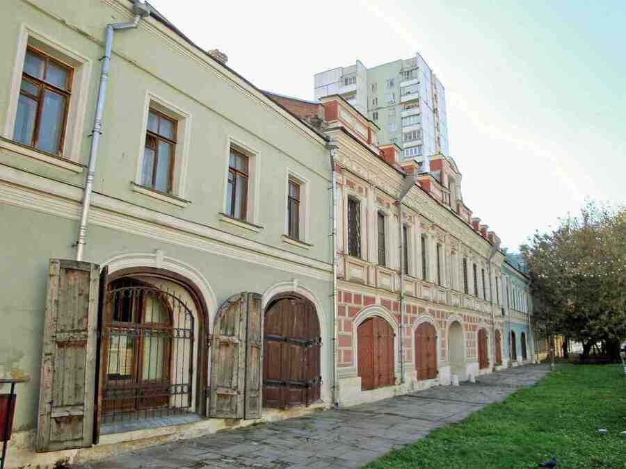 Москва пешком. Самые интересные прогулки по столице - i_128.jpg