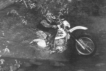 Профессиональные приемы вождения кроссового мотоцикла и эндуро (ЛП) - i_115.jpg