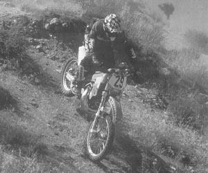 Профессиональные приемы вождения кроссового мотоцикла и эндуро (ЛП) - i_132.jpg