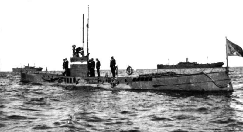 Командир счастливого «Окуня». Русский подплав Первой мировой - i_001.jpg