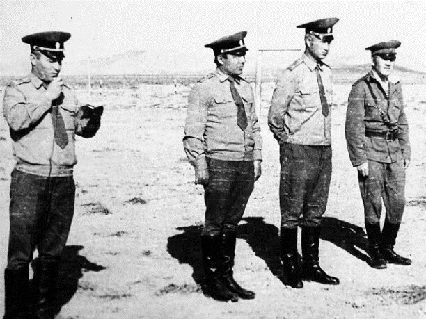 История одного полка - i_081.jpg