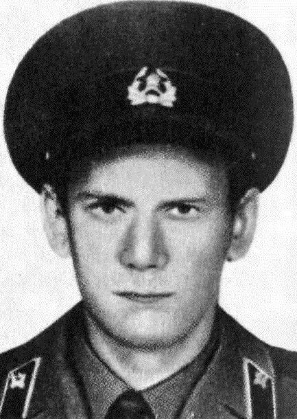 История одного полка - i_085.jpg