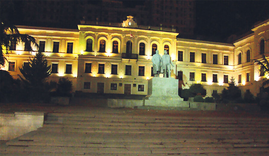 Братья Монфор - i_016.jpg