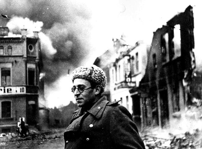 Наука ненависти. Фронтовые репортажи Великой Отечественной - i_002.jpg