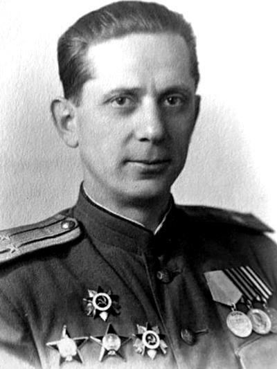 От СМЕРШа не уйти. Розыск агентуры противника в советском тылу - i_015.jpg