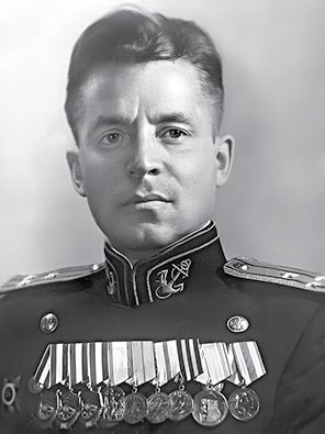 Советские военные дипломаты и сотрудники аппарата ВАТ - b00000405.jpg