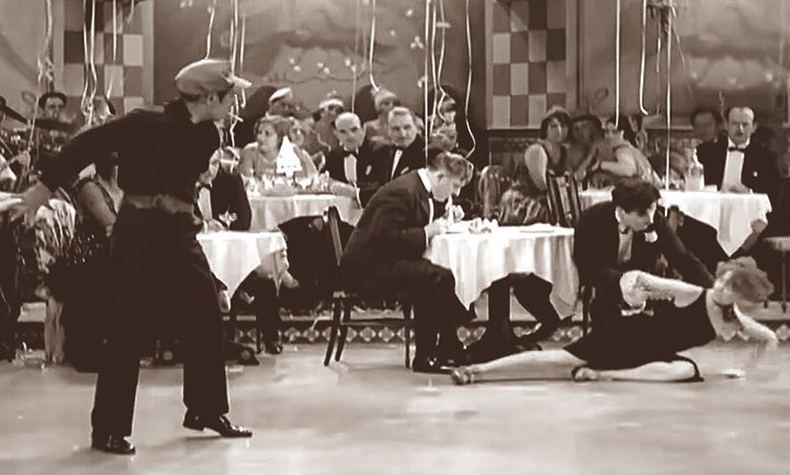 Кино от первого лица. Режиссеры о великих фильмах - i_023.jpg