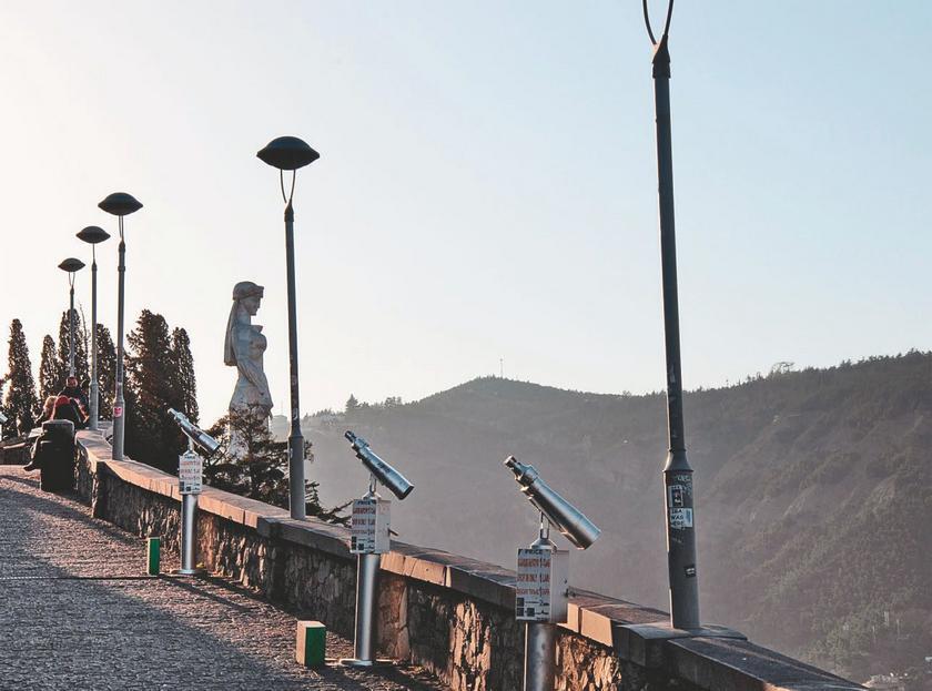 Тбилиси. Биография города - i_044.jpg