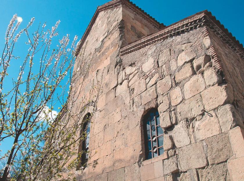 Тбилиси. Биография города - i_052.jpg