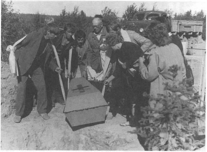 Рождение и смерть похоронной индустрии: от средневековых погостов до цифрового бессмертия - img_81.jpg