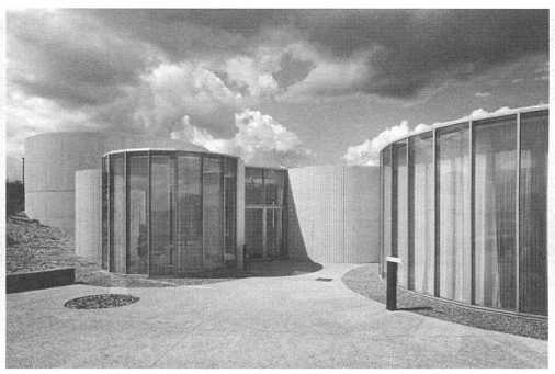 Рождение и смерть похоронной индустрии: от средневековых погостов до цифрового бессмертия - img_92.jpg