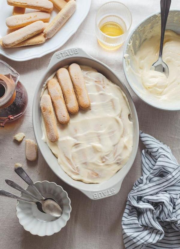 Творог, сдоба и любовь. Нежные рецепты для всей семьи. От сырников и запеканок до чизкейка и штоллена - i_051.jpg