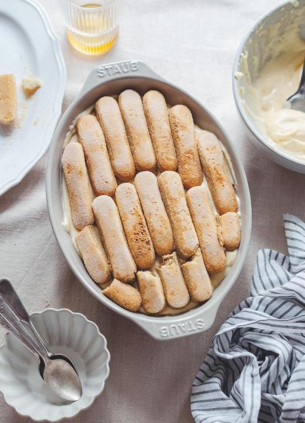 Творог, сдоба и любовь. Нежные рецепты для всей семьи. От сырников и запеканок до чизкейка и штоллена - i_052.jpg