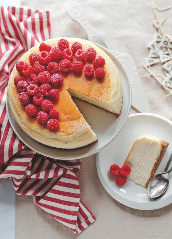 Творог, сдоба и любовь. Нежные рецепты для всей семьи. От сырников и запеканок до чизкейка и штоллена - i_055.jpg