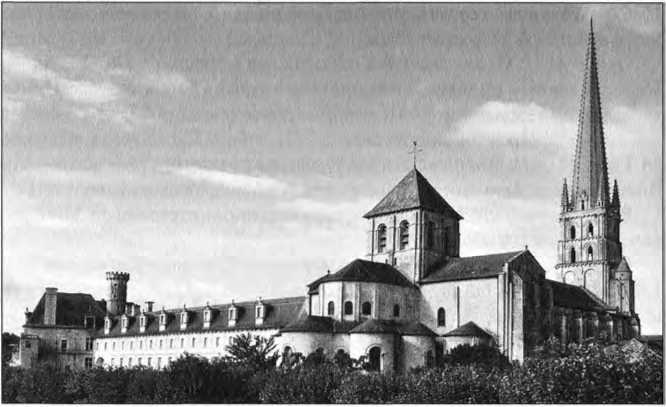 100 великих достопримечательностей Франции - i_026.jpg