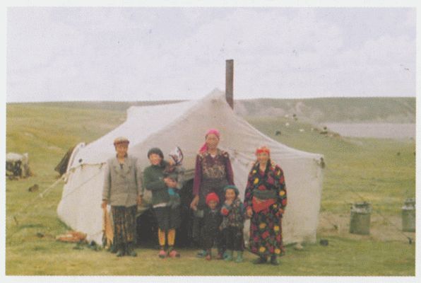 От -50 до +50: автостопом и пешком по России, Азии, Африке - i_006.jpg