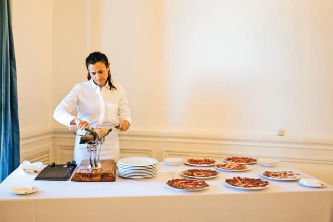 Испания изнутри. Как на самом деле живут в стране фламенко и сиесты? - i_070.jpg