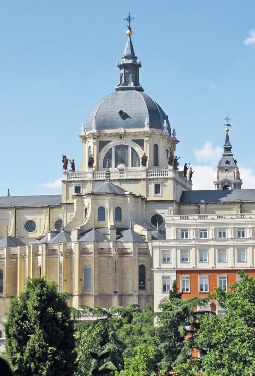 Испания изнутри. Как на самом деле живут в стране фламенко и сиесты? - i_079.jpg