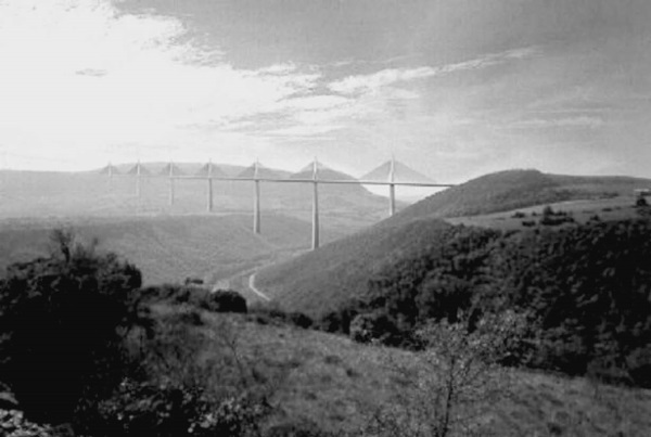 Величайшие рукотворные чудеса - i_026.jpg