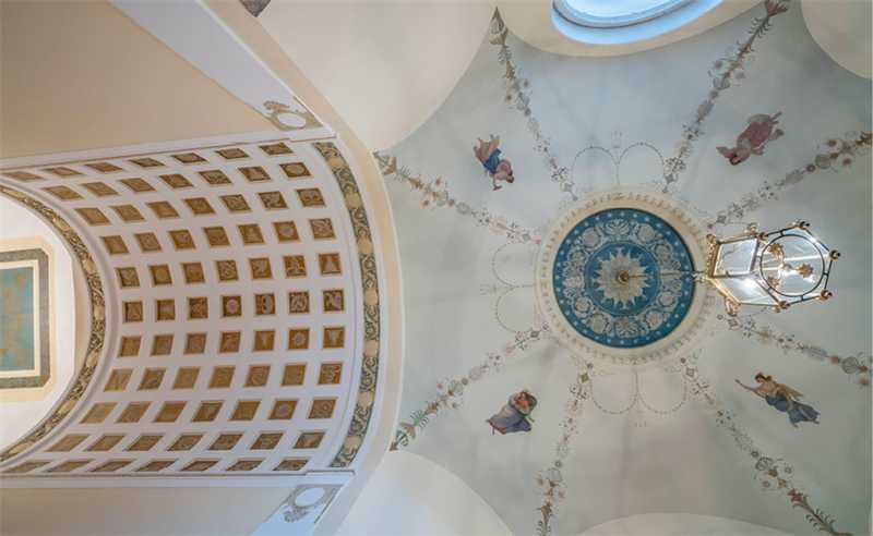 За парадными дверьми. Московские особняки в фотографиях и историях - b00000129.jpg