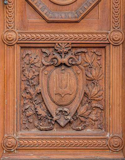 За парадными дверьми. Московские особняки в фотографиях и историях - b00000141.jpg