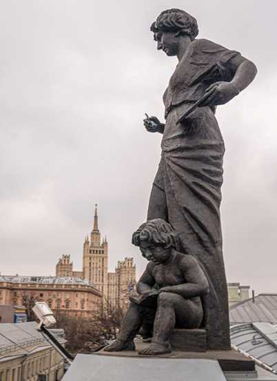 За парадными дверьми. Московские особняки в фотографиях и историях - b00000157.jpg