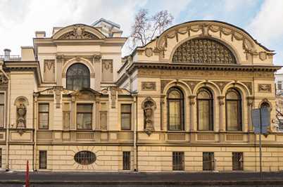 За парадными дверьми. Московские особняки в фотографиях и историях - b00000232.jpg