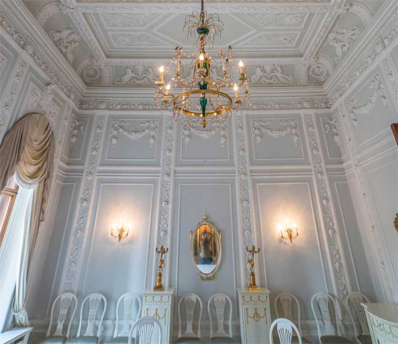 За парадными дверьми. Московские особняки в фотографиях и историях - b00000248.jpg