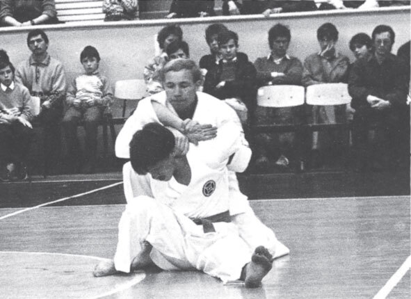 Джиу-джитсу – оружие спецслужб. Путь к победе - i_008.jpg