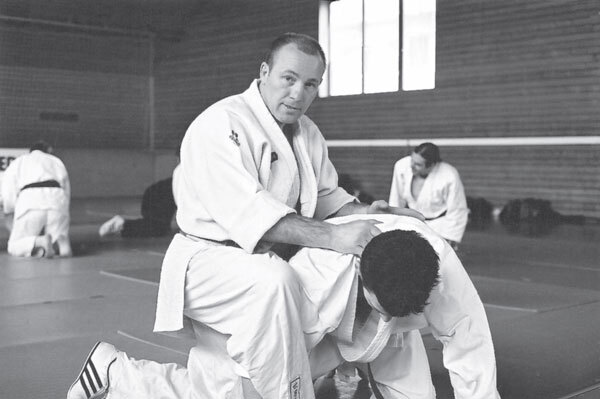 Джиу-джитсу – оружие спецслужб. Путь к победе - i_012.jpg