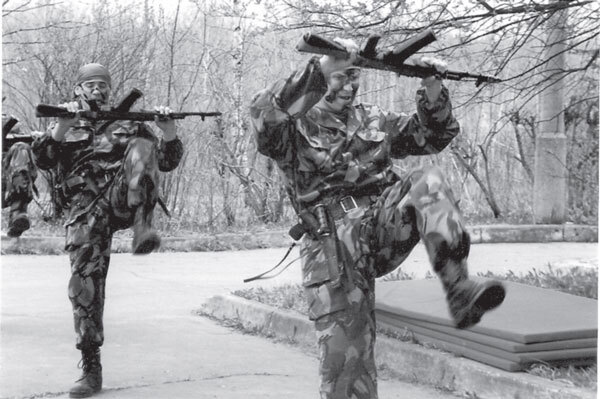 Джиу-джитсу – оружие спецслужб. Путь к победе - i_023.jpg