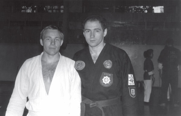 Джиу-джитсу – оружие спецслужб. Путь к победе - i_043.jpg