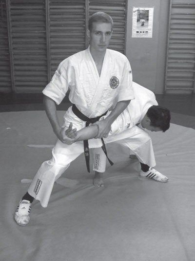 Джиу-джитсу – оружие спецслужб. Путь к победе - i_051.jpg