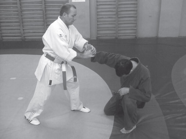 Джиу-джитсу – оружие спецслужб. Путь к победе - i_108.jpg